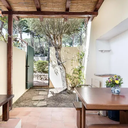 Mani - Porto Faro House, Garden & Sea * パラーウ